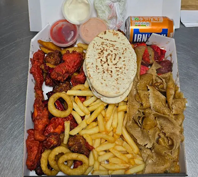 12" Munchy Box Deluxe 
