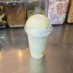 Milkybar Sundae 