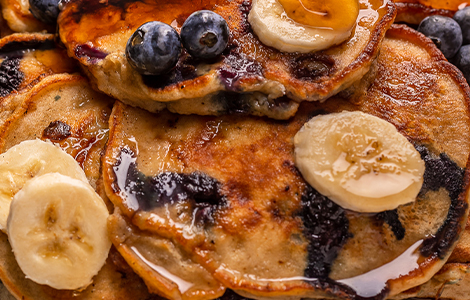 Banana Berry Mini Pancakes